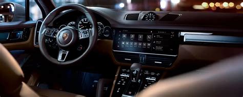 2022 Porsche Cayenne Coupe Interior | Rusnak/Pasadena Porsche