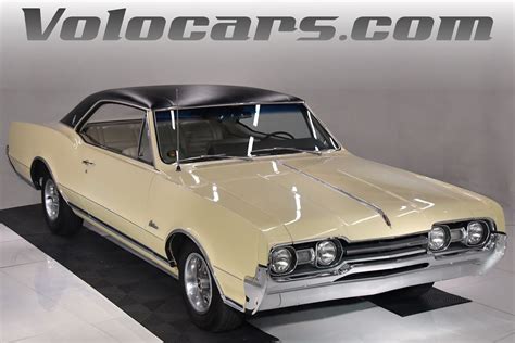 1967 Oldsmobile Cutlass Supreme | Volo Museum