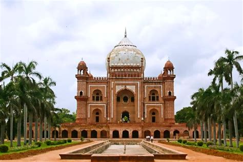 Explore Delhi's History At The Safdarjung Tomb | LBB, Delhi