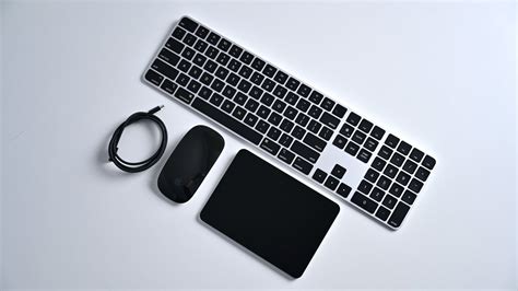 Apple wireless mouse and keyboard - safetystar