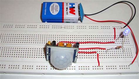 PIR Sensor Based Motion Detector / Sensor Circuit Diagram