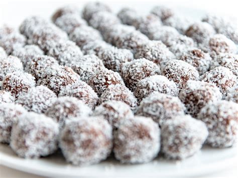 No-Bake Recipe: Cocoa Balls | Scholastic | Parents