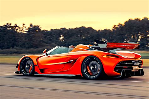 Hey Jesko! First Wild 300 mph Koenigsegg Hits the Road - TeamSpeed