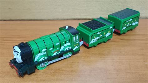 Trackmaster Flying Scotsman Unboxing - YouTube