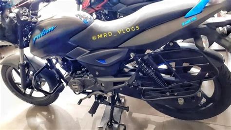 Here is How The Bajaj Pulsar 125 Neon Looks Like; Spotted At Dealership