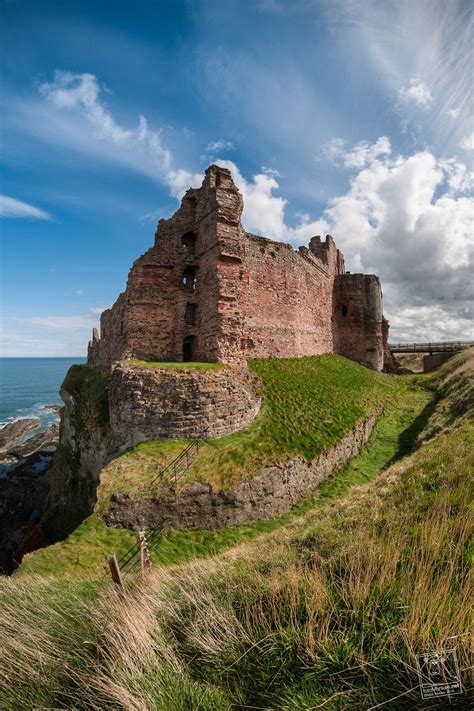 Tantallon Castle, North Berwick, East Lothian, Scotland, UK | Uk ...