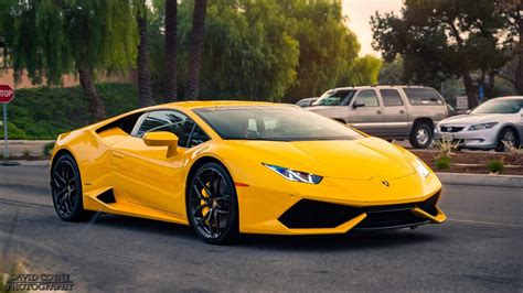 Lamborghini Huracan Sports Car - Ari Warna