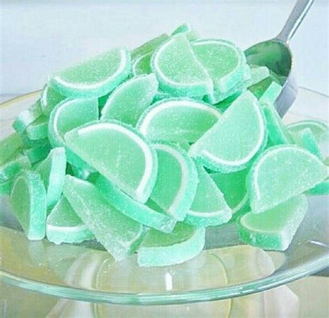 Pin by J Alencar 🤍 on Pastas aposentadas 💾 | Mint aesthetic, Mint green ...