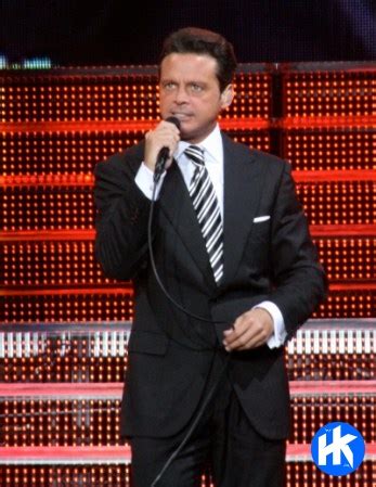 Luis Miguel Biography, Age, Height, Life Style & Family History, 2024 ...