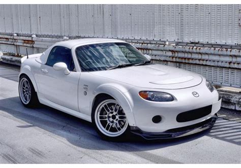 Mazda Miata Removable Hardtop - Sports Car Addict