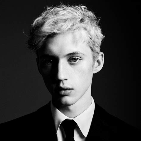 Troye Sivan Bloom Album Cover