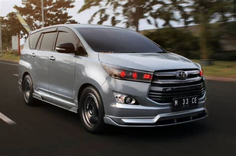 41+ Top Terbaru Modif Toyota Innova Reborn