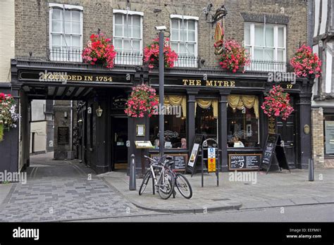 The Mitre public house, Cambridge Stock Photo - Alamy