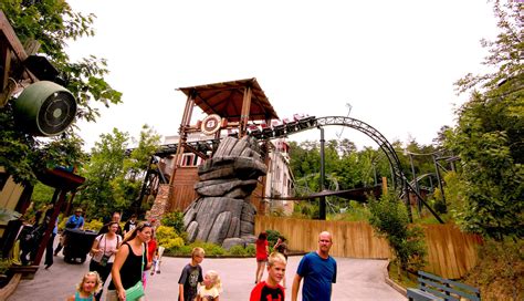 10 Essential Tips for Visiting Dollywood with Kids | Dollywood ...