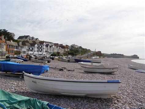 Budleigh Salterton Beach - Photo "Look East" :: British Beaches