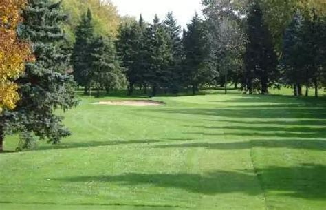 Ridgeway Golf & Country Club in Neenah, Wisconsin, USA | GolfPass