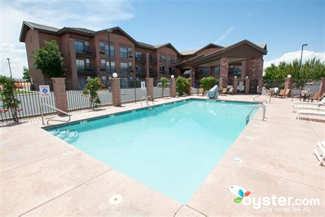 Days Inn & Suites by Wyndham Page Lake Powell - Patio at the Days Inn ...