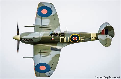 The Spitfire V or the Fw190: Which Ruled the Skies? | History Hit