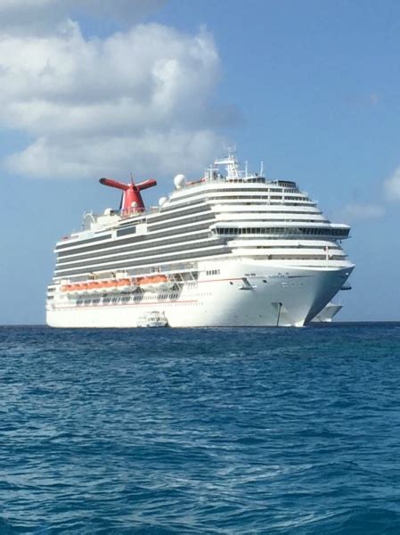 A "Disney Cruise Line Snob" sails Carnival Cruise Line