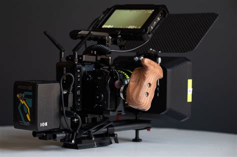 Pin by Michael Martinescu on Cinema Camera Rigs | Cinema camera, Camera ...