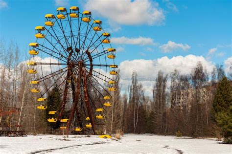 The Ferris Wheel in Pripyat Stock Image - Image of ecology, abandoned ...