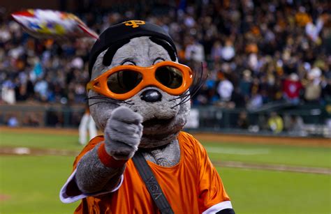 Lou Seal - San Francisco Giants - SportMascots.com