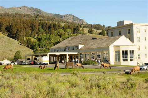 Mammoth Hot Springs Hotel Exterior Summer | Yellowstone National Park ...