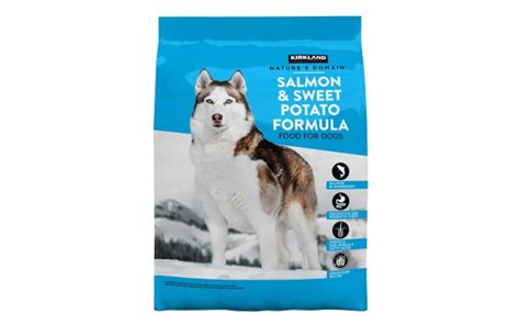 Kirkland Signature Nature's Domain Salmon Meal & Sweet Potato Dog Food ...