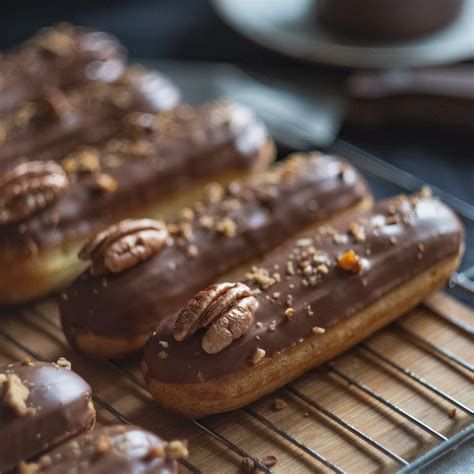 Chocolate eclairs | FoodCook : Easy recipe