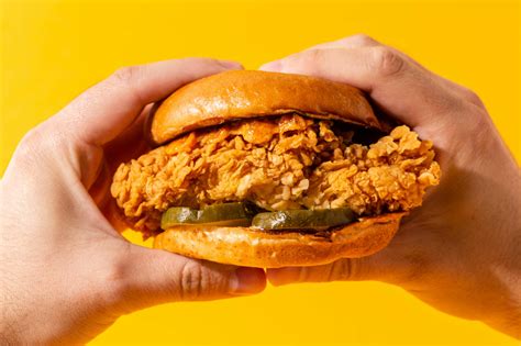 Popeyes Chicken Sandwich Will Return This Weekend | iHeart