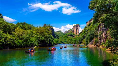 Vacation Deals for Wuyi Mountain | Expats Holidays