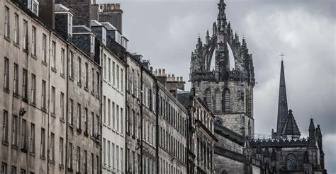 Edinburgh: Old Town and Underground Ghost Tour | GetYourGuide