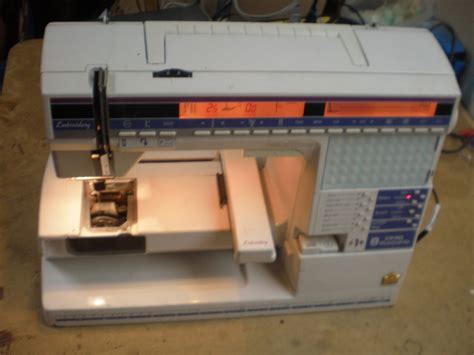 Husqvarna Viking Sewing Machine Model 300 Embroidery Made in Sweden ...