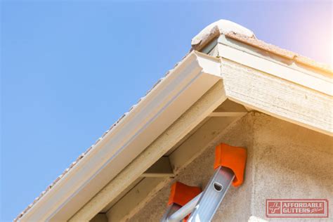 What Is a Seamless Rain Gutter? - Affordable Gutters Plus LLC