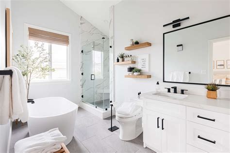 49 Primary Bathroom Ideas to Covet Right Now