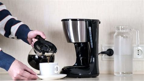 Best 4 Cup Coffee Makers To Buy – Updated Reviews 2024