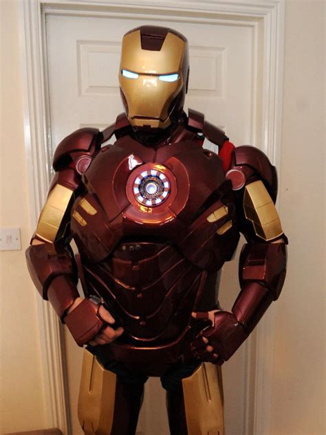 Blacksmith creates stunning replica Iron Man suits and helmets - SWNS