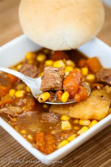 Canned Beef Stew Recipe with a pressure cooker