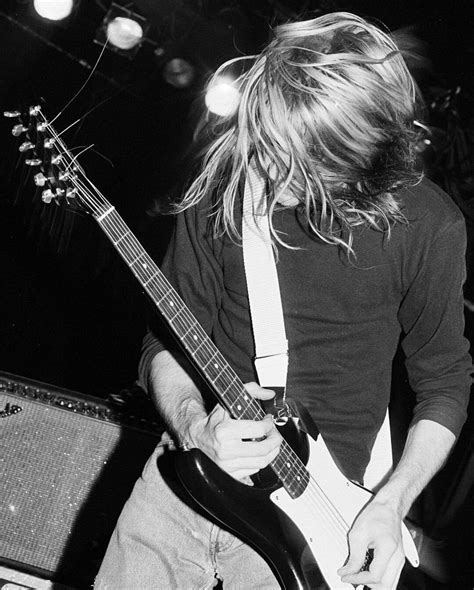 Kurt Cobain playing guitar - #Nirvana #blackandwhite | Kurt cobain ...