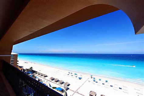 An Ocean View Hotel or Sea View Hotel? Jaw-Dropping Hotel Views Around ...