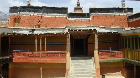 History of Namgyal Monastery - Pal Ewam Namgyal Monastic School