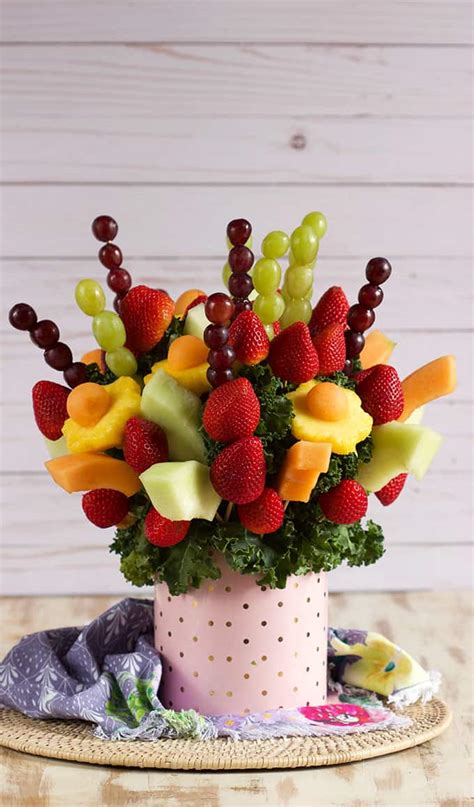 How to Make an Edible Fruit Bouquet // Video - The Suburban Soapbox