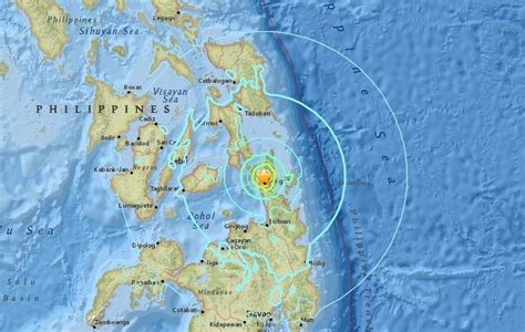 Earthquake in Philippines kills at least 6 as falling debris turns ...