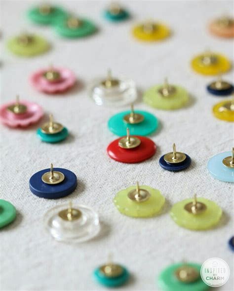 Button Push Pins | Diy buttons, Button crafts, Diy bulletin board