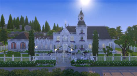 Royal Palace - A Majestic Sims 4 Creation