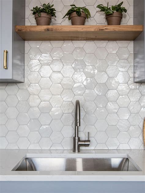 30+ Modern Large Tile Backsplash - DECOOMO