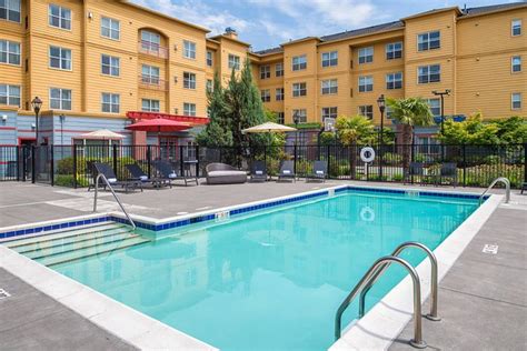 RESIDENCE INN BY MARRIOTT PORTLAND NORTH $158 ($̶3̶2̶3̶) - Updated 2023 ...