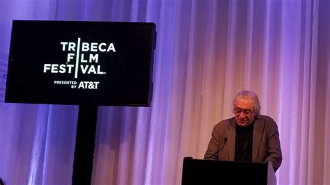 Robert De Niro Weighs In On Streaming Vs. Theatrical As His Netflix Pic ...