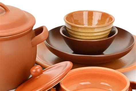 Types of Clay for Pottery - Pottery Creative