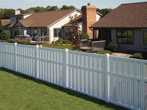 The Best Styles Of Fencing For A Secure Home - Leaf Lette